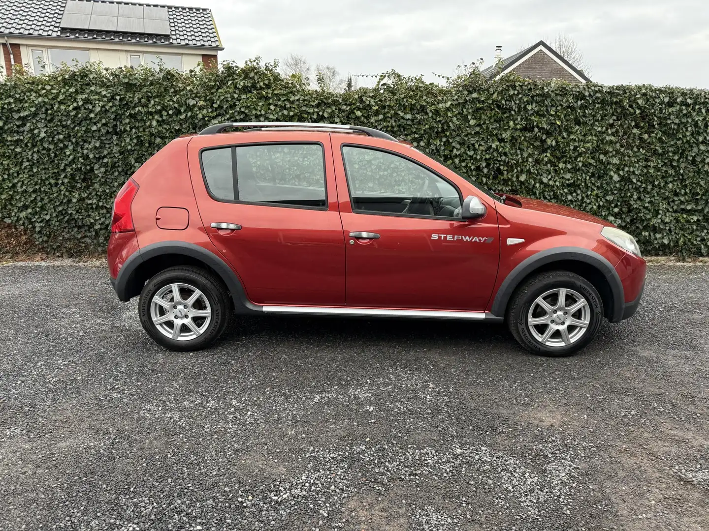 Dacia Sandero 1.6 Stepway | Airco | Elekt. Ramen | LMV | APK tot Rosso - 2