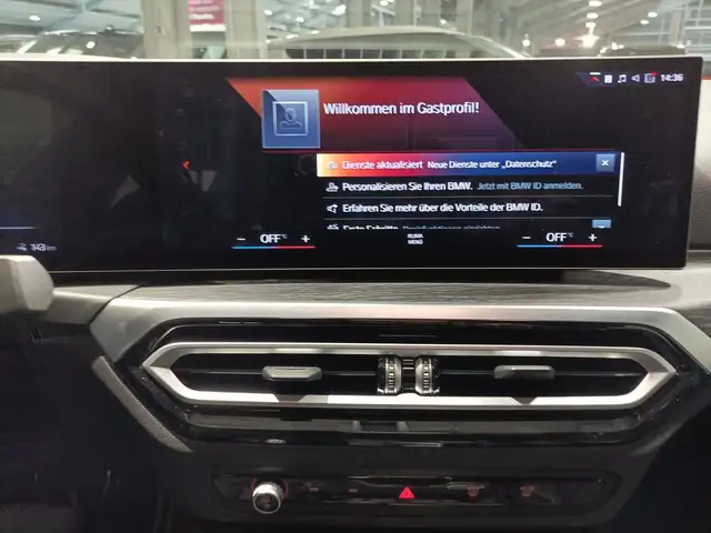 BMW I4 view 12
