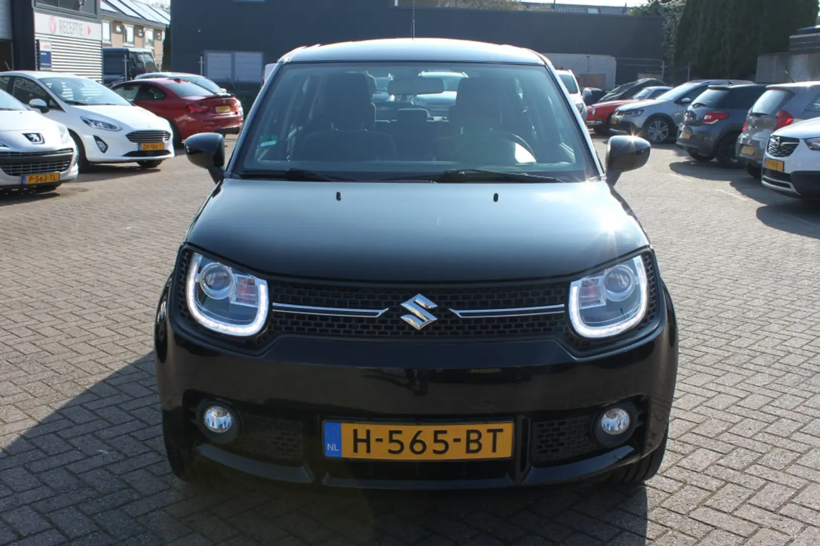 Suzuki Ignis 1.2 SH Comfort hybrid Schwarz - 2