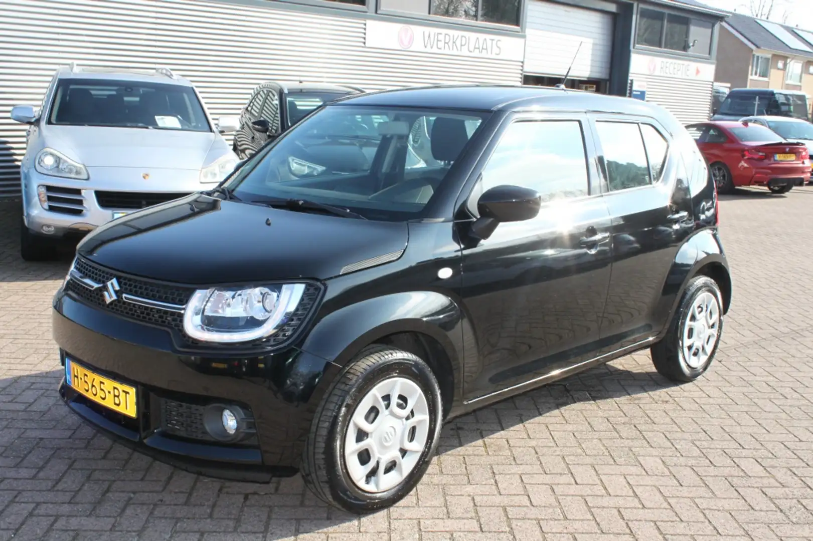 Suzuki Ignis 1.2 SH Comfort hybrid Schwarz - 1