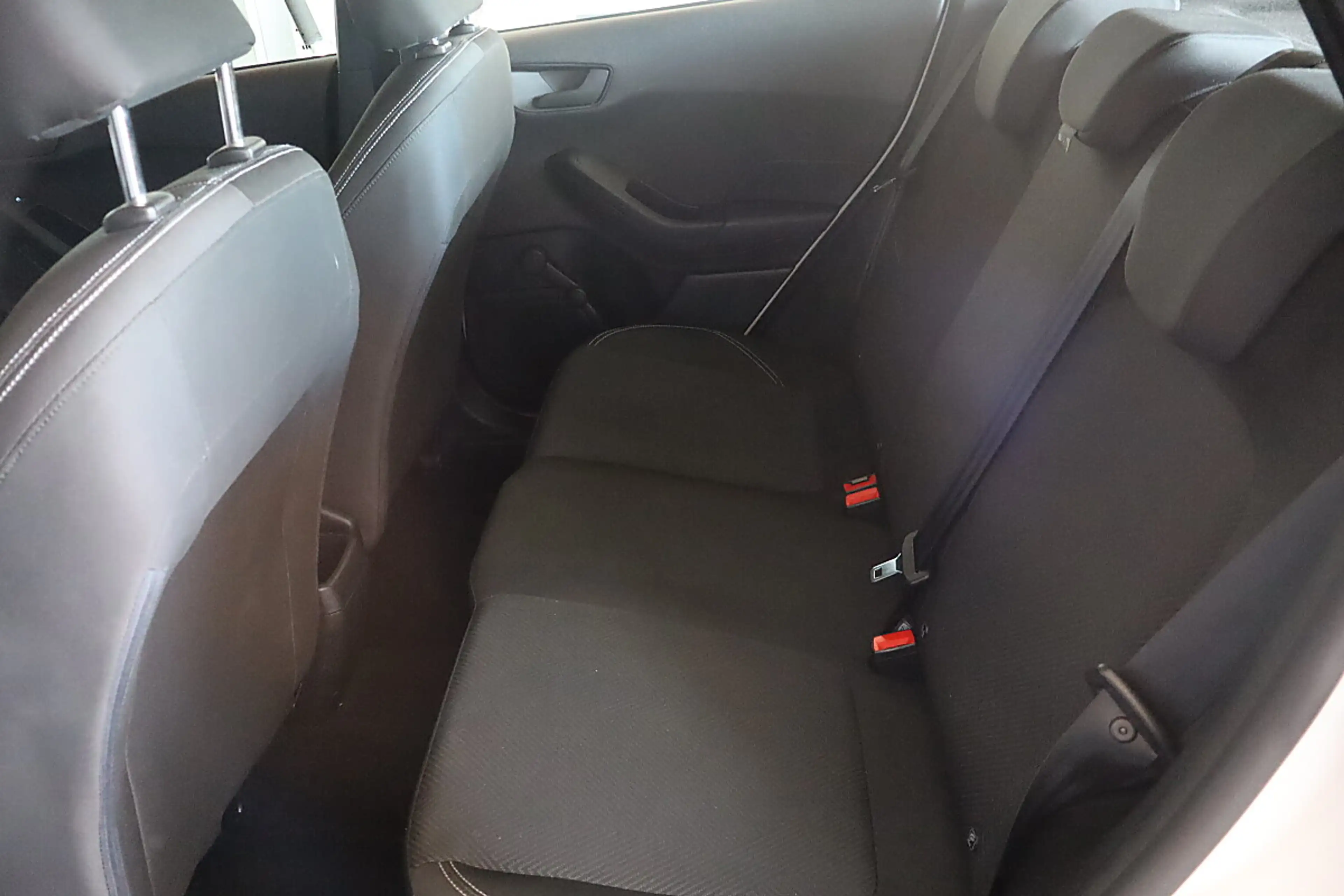 Ford Fiesta 1.0 EcoBoost Cool&Connect Start &Stop (EURO — photo 14