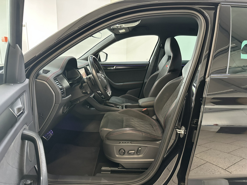 Skoda Kodiaq 2.0 TSI DSg RS 4x4 NAVI ACC MATRIX-LED — photo 11
