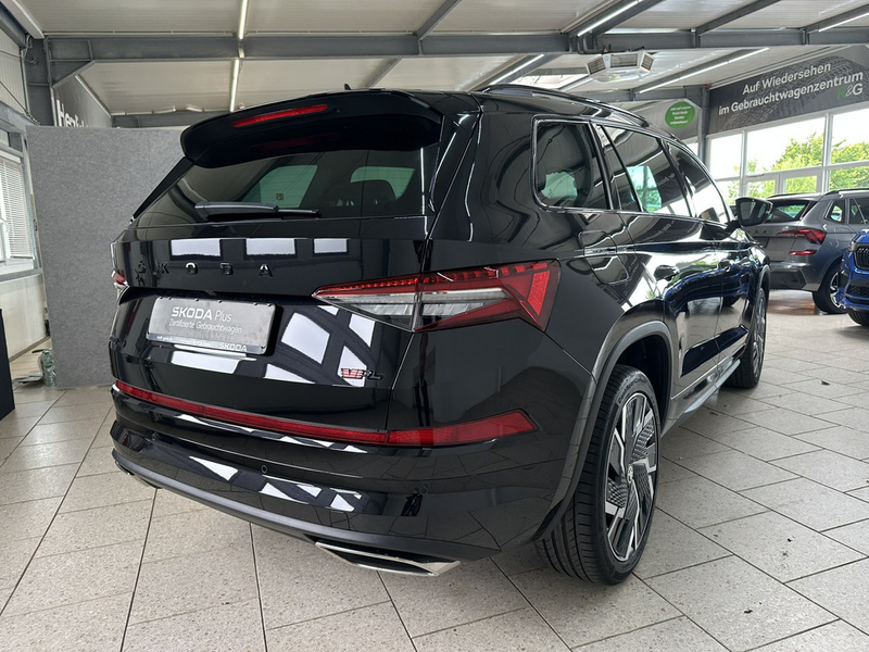 Skoda Kodiaq 2.0 TSI DSg RS 4x4 NAVI ACC MATRIX-LED — photo 7