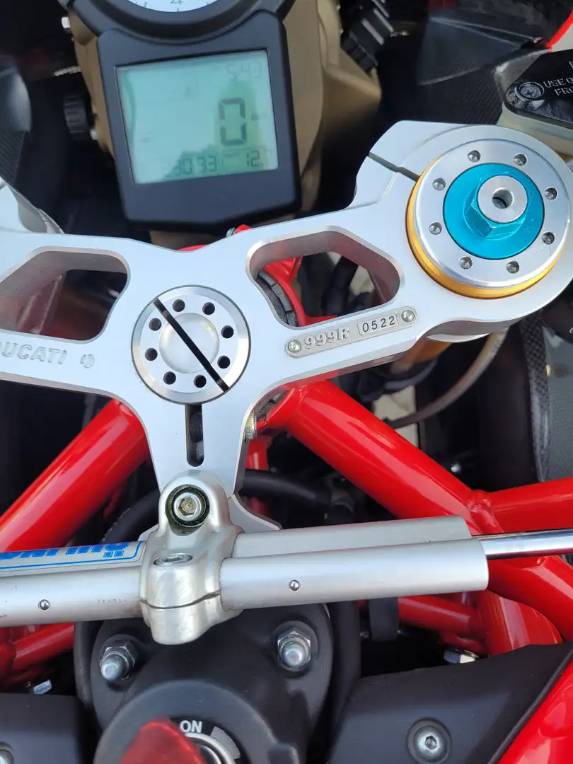 Ducati 999 999 R  Nr 522 von weltweit 800 Червоний - 2