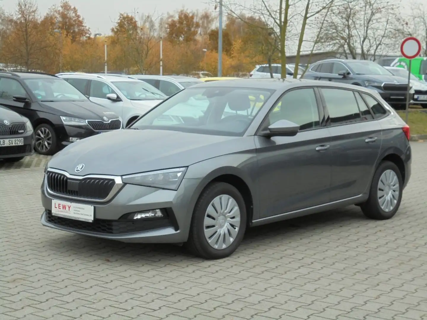 Skoda Scala 1.0 TSI DSG Ambit+Sitzh+AHK+PDC Grau - 1