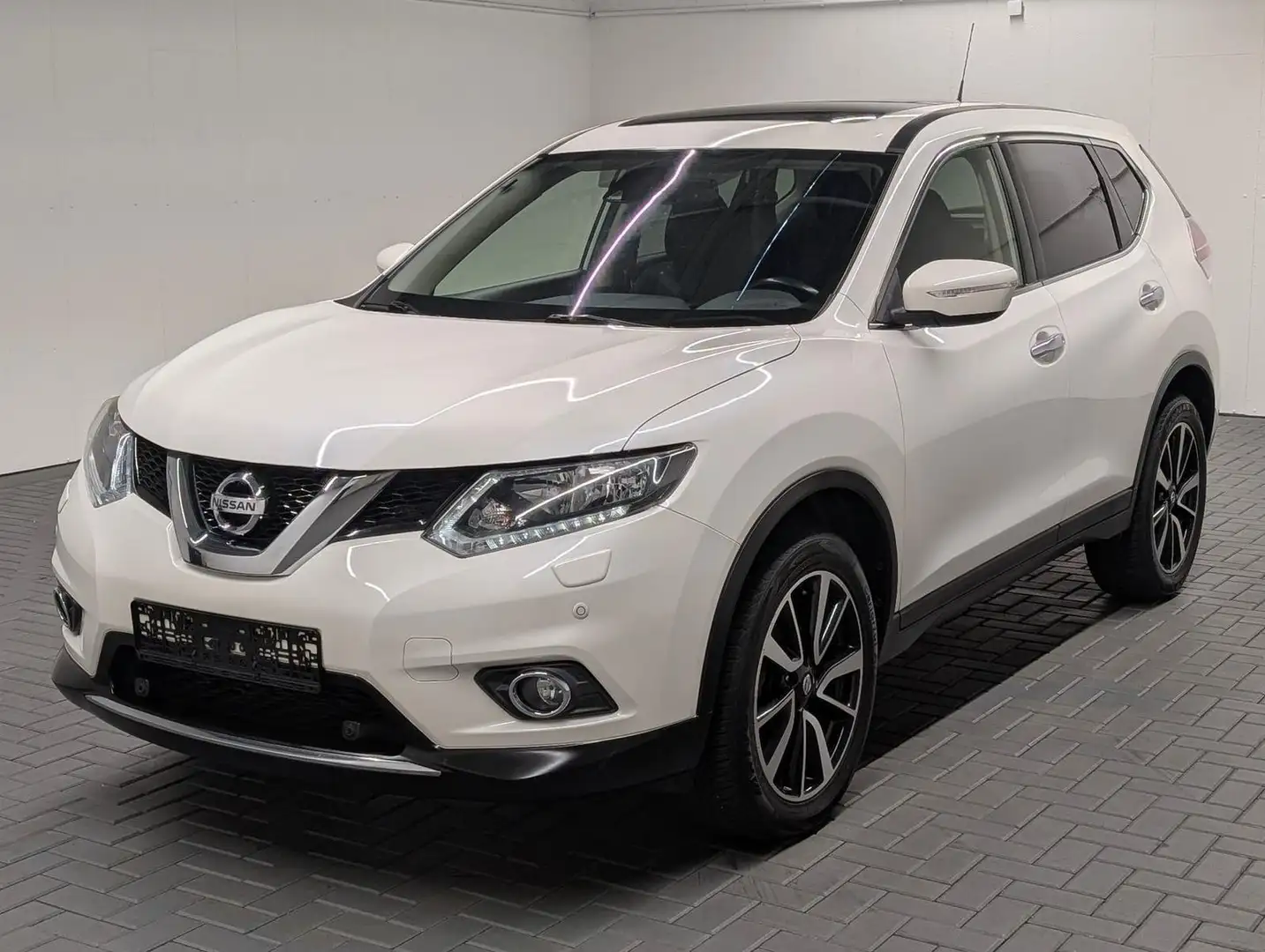 Nissan X-Trail 4x4 SHZ/Pano/DAB/19-Zoll/Tempomat Weiß - 1