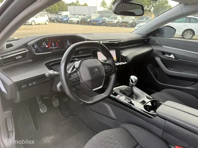 Peugeot 508 view 11