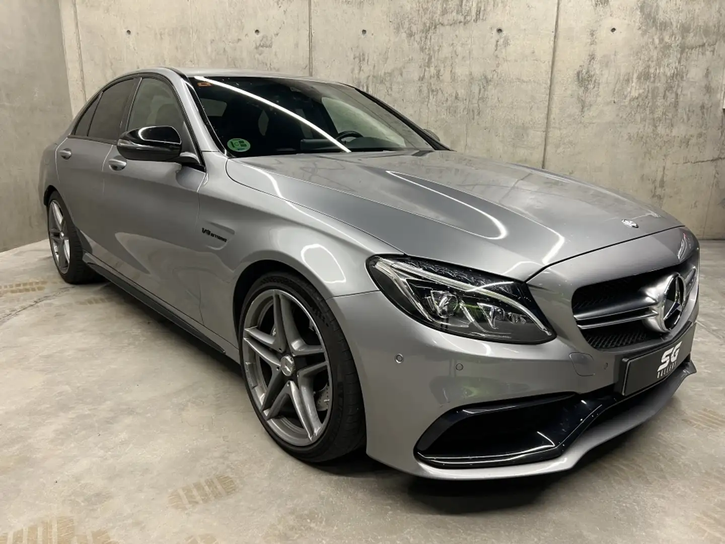 Mercedes-Benz C 63 AMG 7G Plus Gris - 2