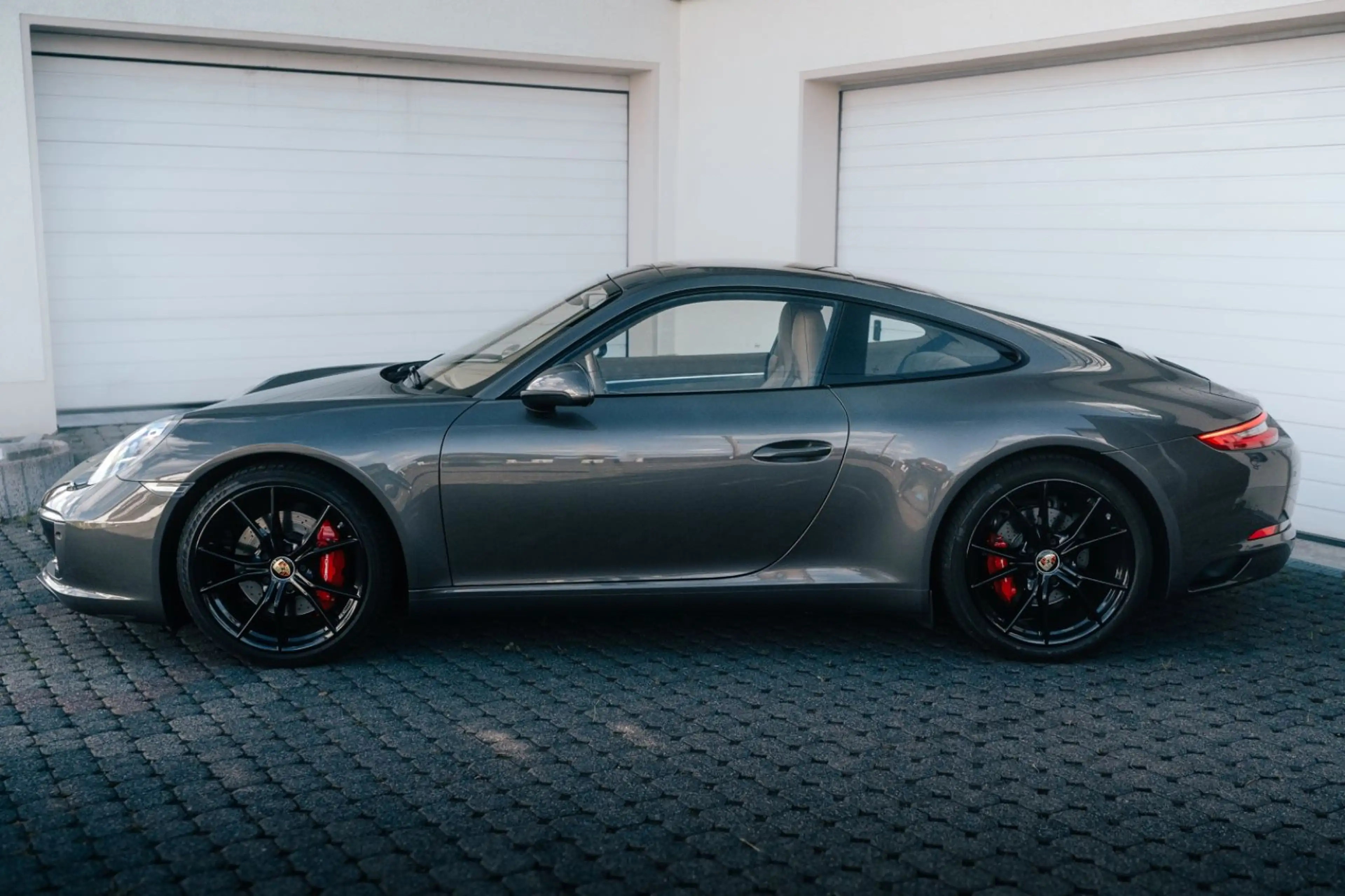 Porsche 991 .2 Carrera S Coupé — photo 2