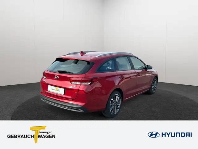 Hyundai i30 view 5
