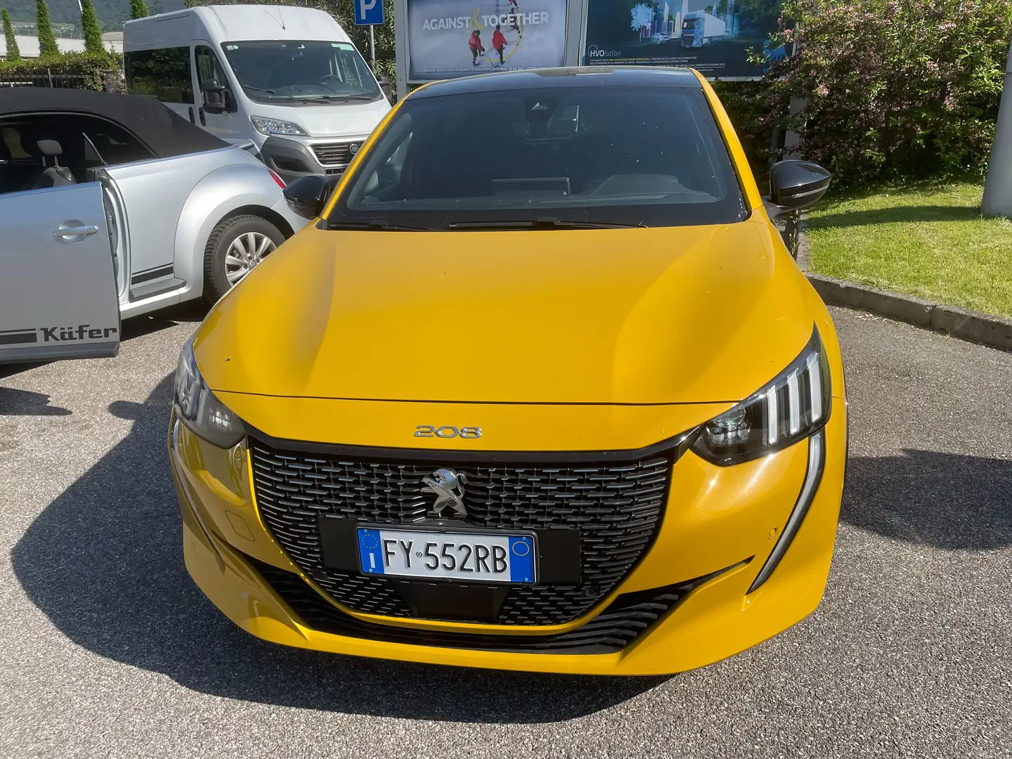 Peugeot 208 208 1.5 bluehdi GT Line s Gelb - 2