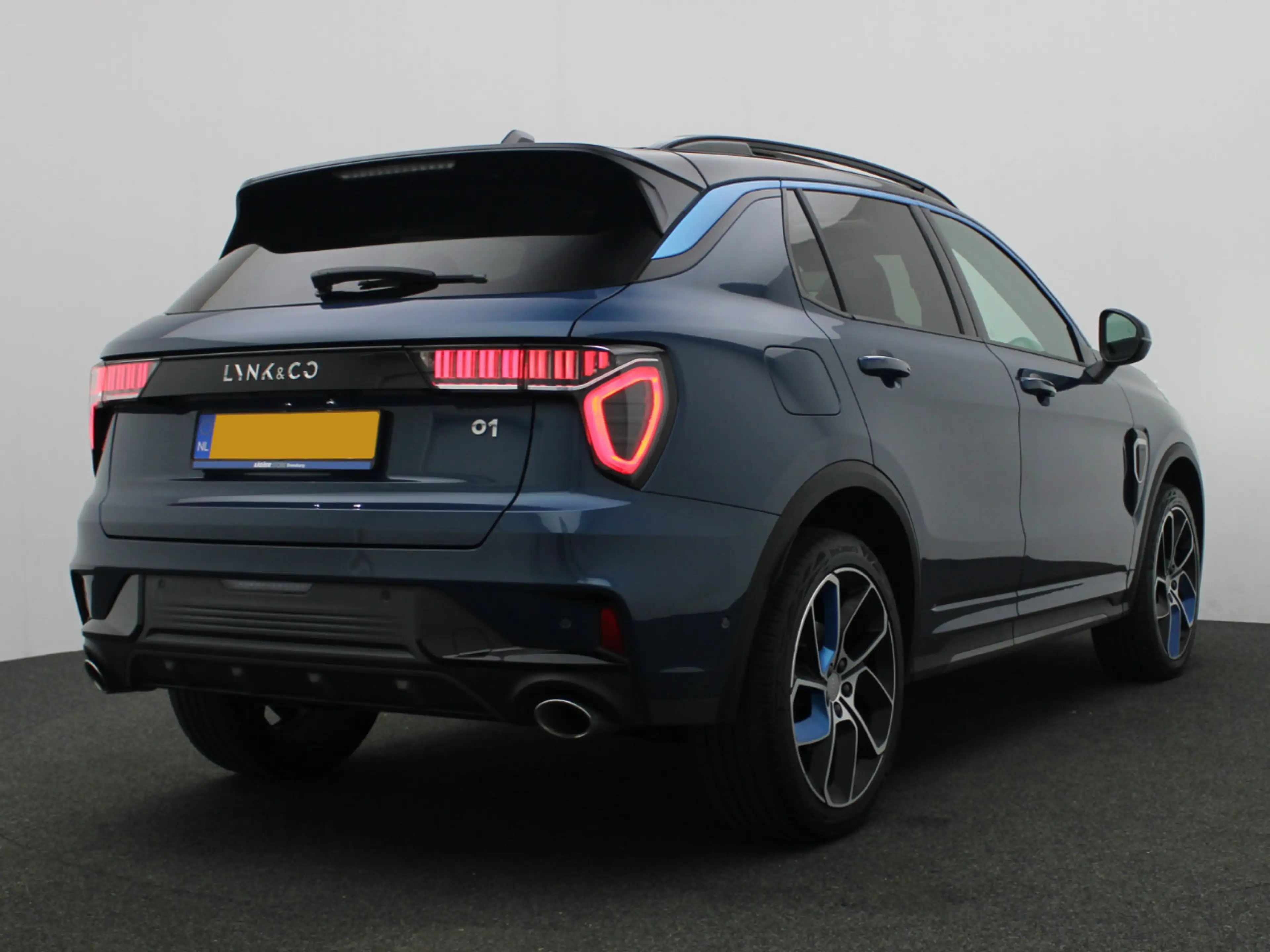 Lynk & Co 01 1.5 MY22 – 261 pk, PHEV en bomvol luxe! — photo 8