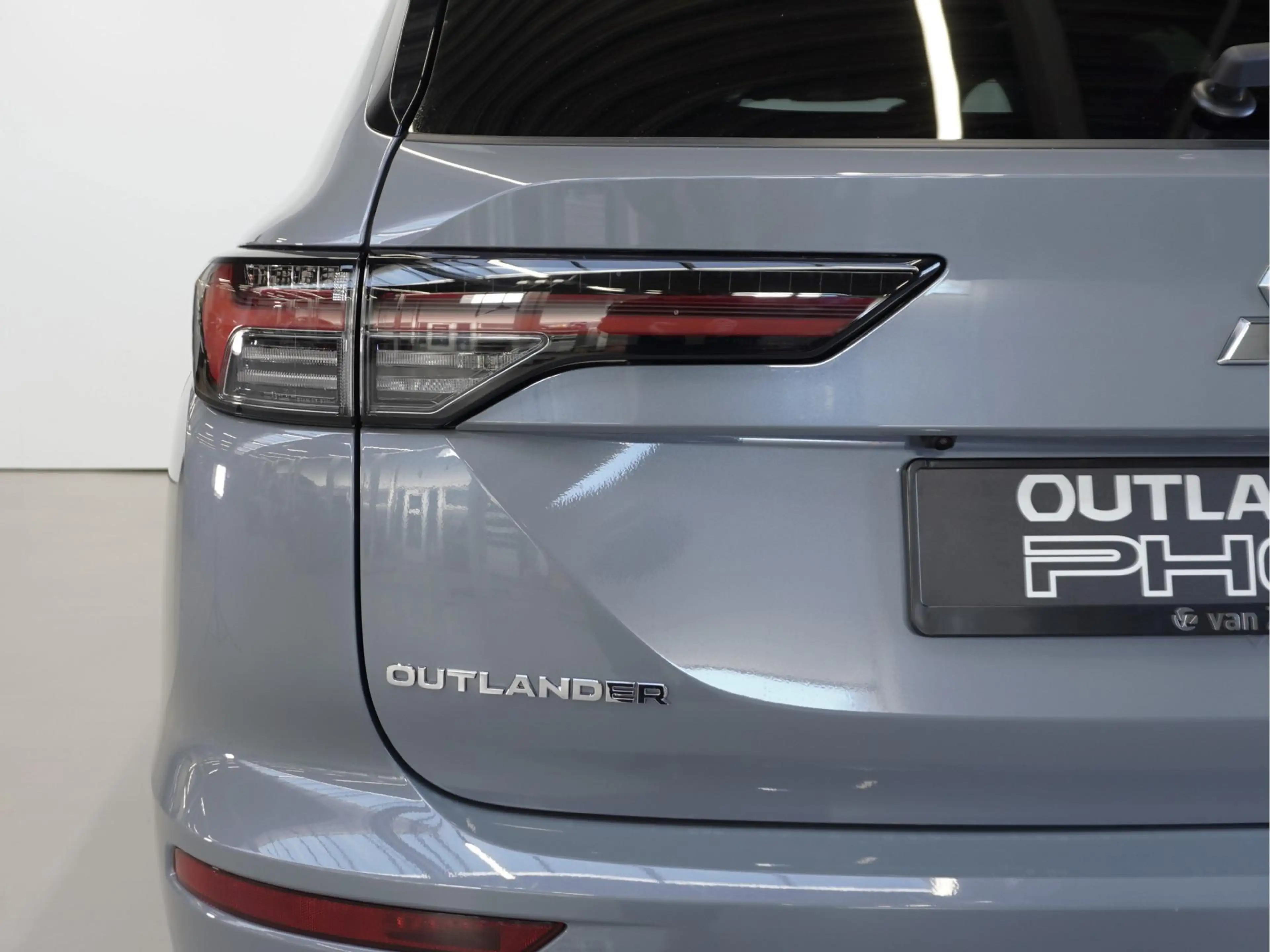 Mitsubishi Outlander 2.4 PHEV Instyle+ | Actieprijs | Uit voorraad leve — photo 12
