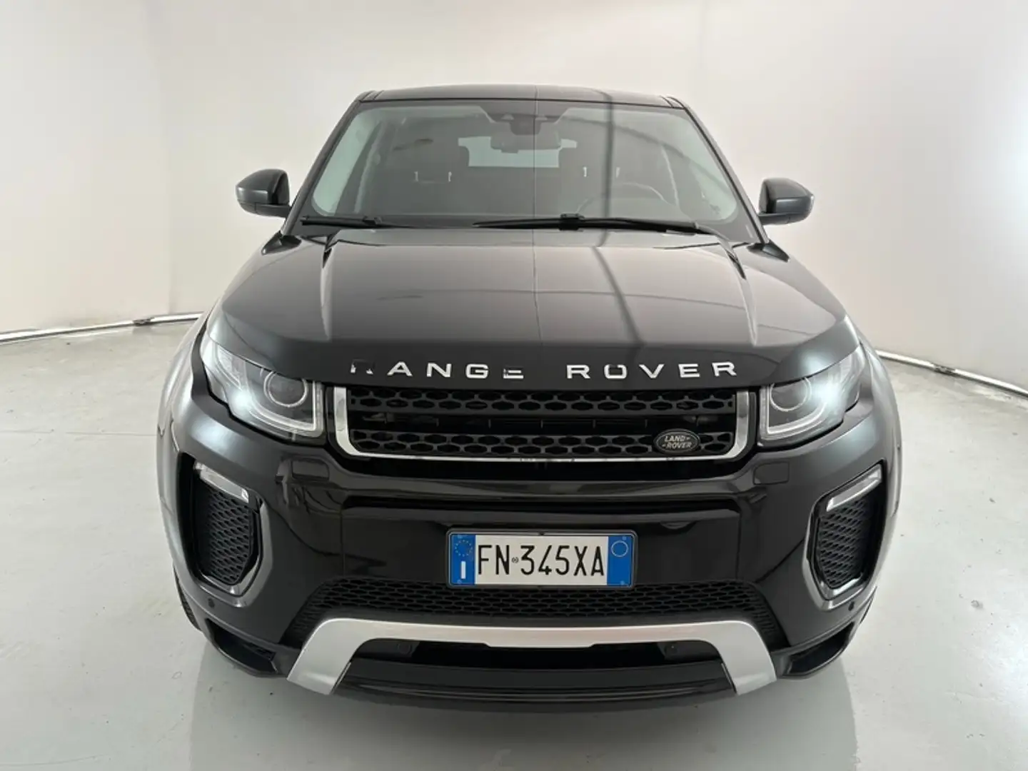 Land Rover Range Rover Evoque 5 Porte 2.0 TD4 SE Nero - 2