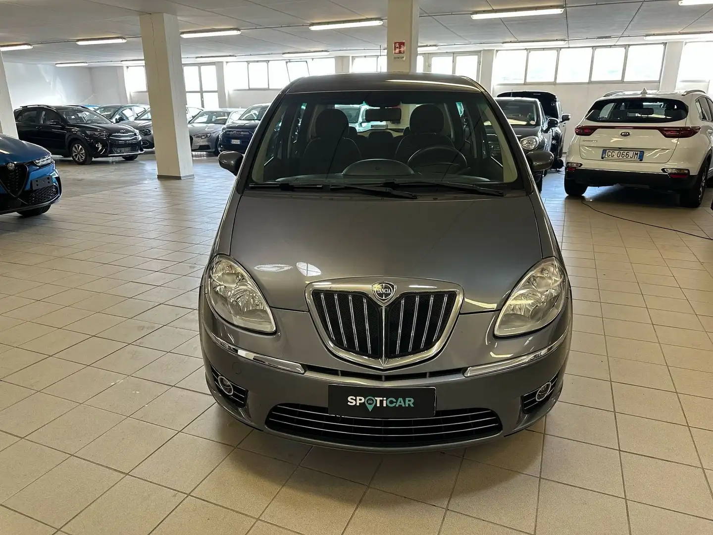 Lancia MUSA 1.3 Multijet 16V 90 CV Oro Gris - 2