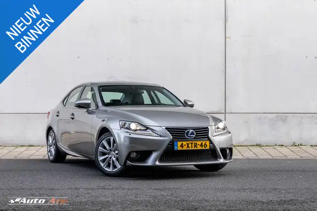 Lexus IS 300 300h Business Line Pro