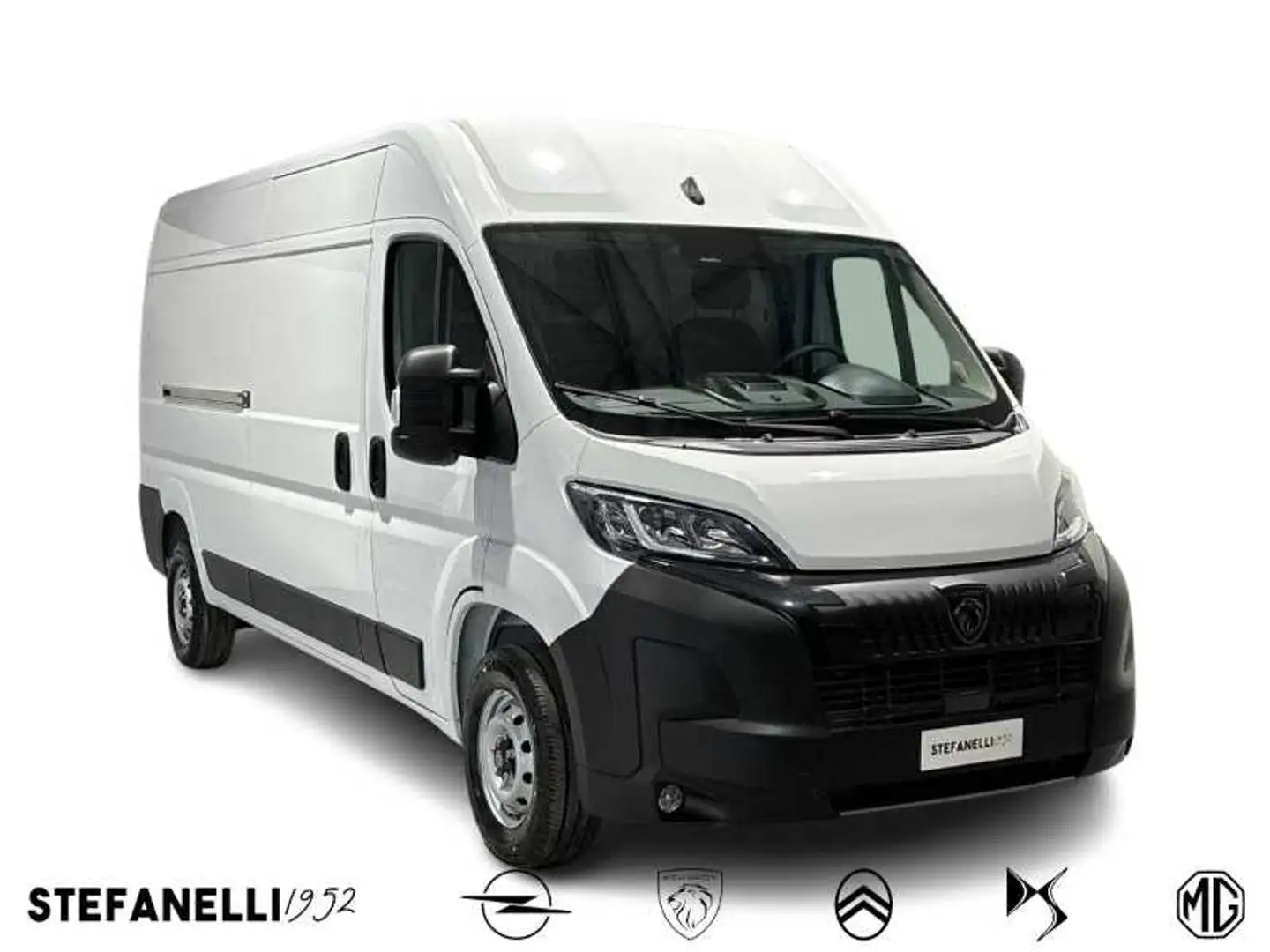 Peugeot Boxer 335 2.2 BlueHDi 140 S&S EAT8 PLM-TM Furgone Bílá - 1