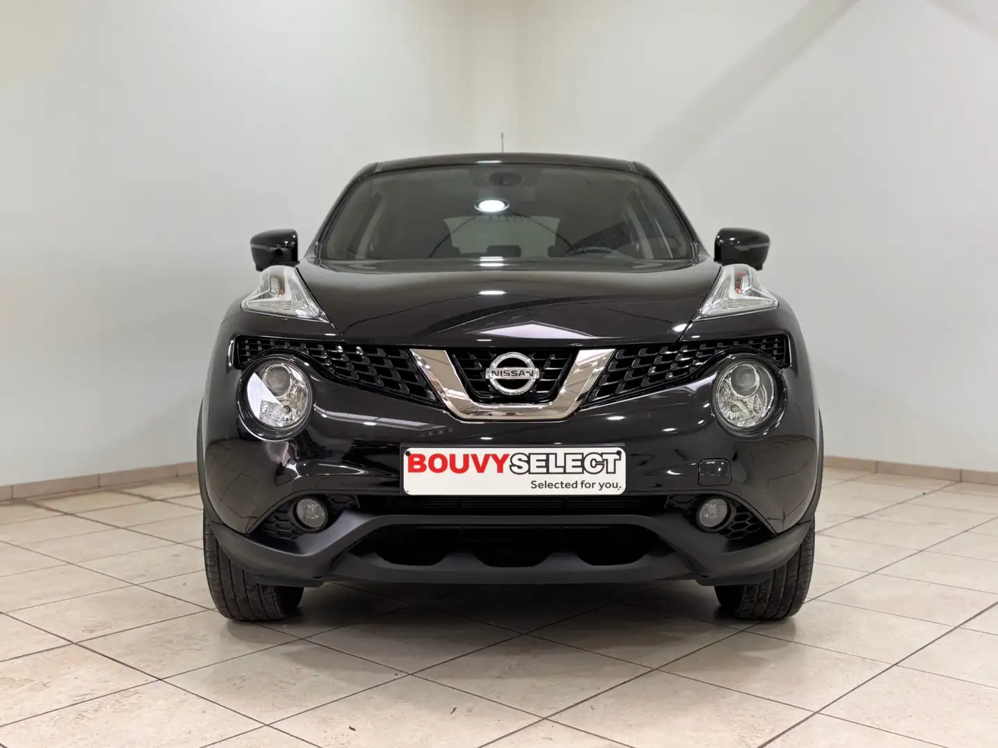 Nissan Juke 1.6i 2WD N-Connecta *NAVI*CAMERA 360*CLIM*USB*LIM* Černá - 2