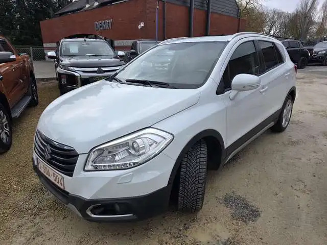 Suzuki SX4 S-Cross 1.6i GLX CVT AUTO CAMERA PANO BI-XENON CRUISE EU6b