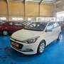 Hyundai i20 1.4 MPI Link Aut. Blanco - thumbnail 3