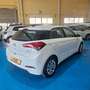 Hyundai i20 1.4 MPI Link Aut. Blanco - thumbnail 5