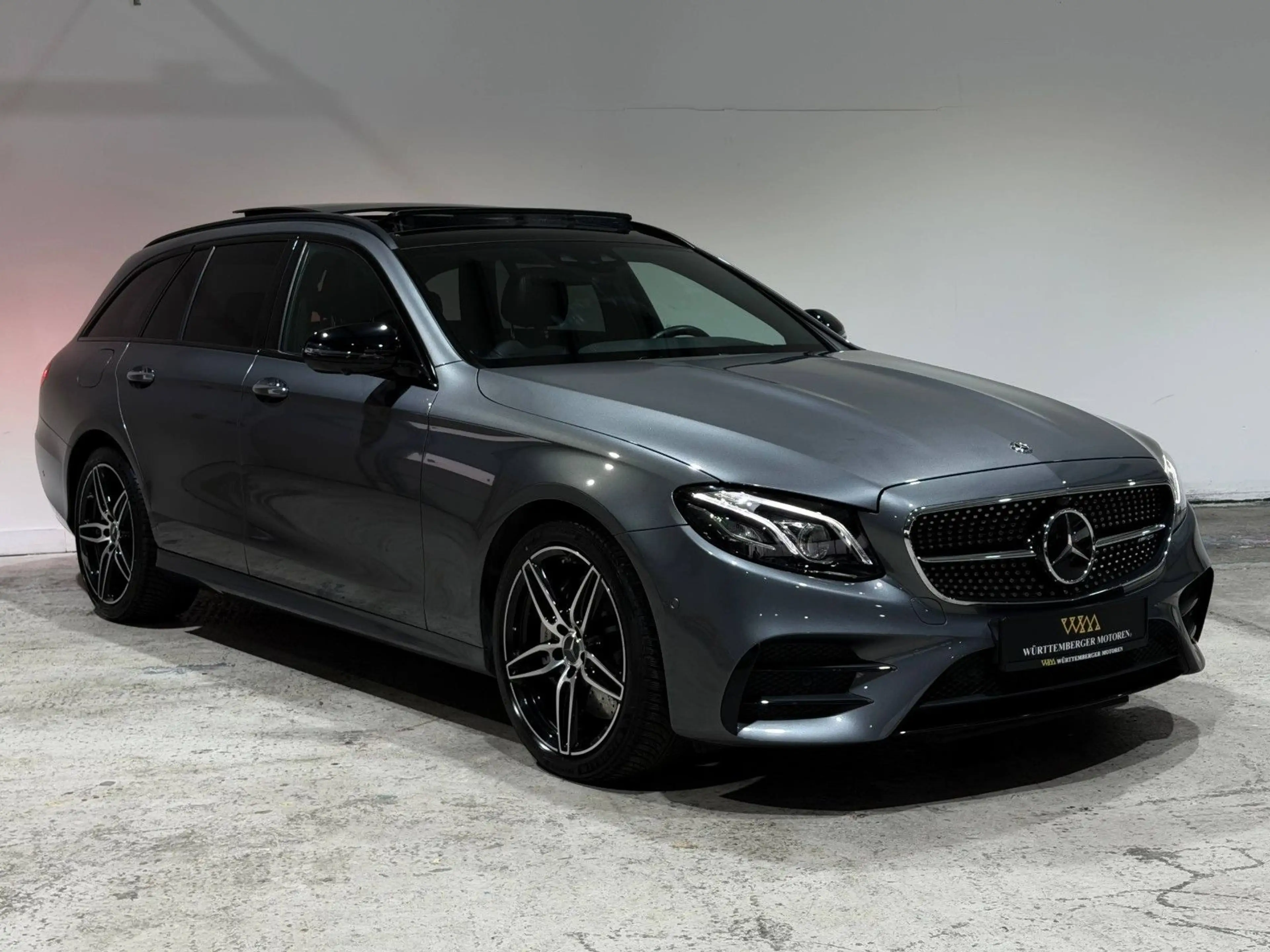 Mercedes-Benz E 53 AMG T 4M+*PANO*HuD*360°*MBEAM*NIGHT*DRIVERS — photo 3