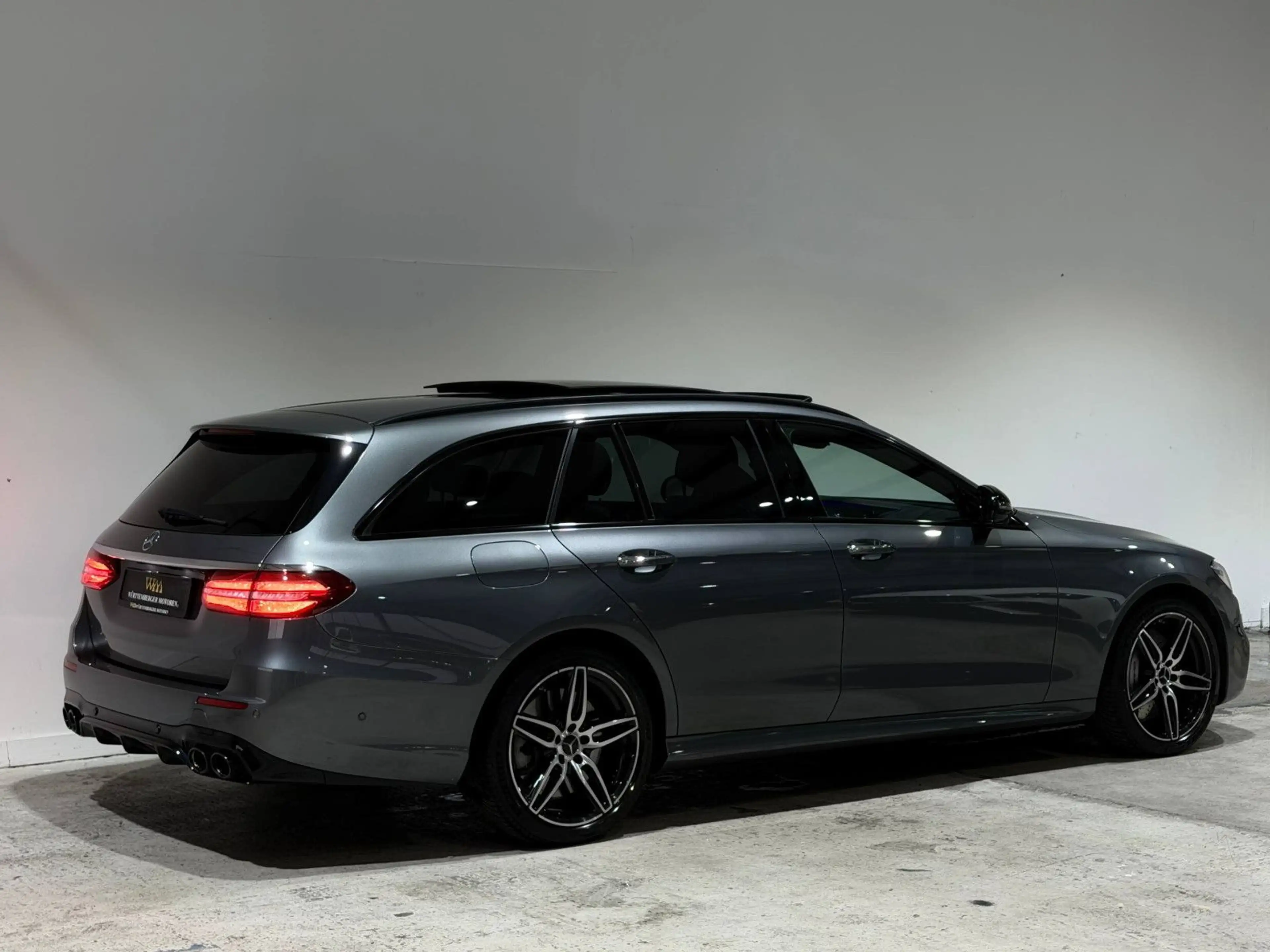 Mercedes-Benz E 53 AMG T 4M+*PANO*HuD*360°*MBEAM*NIGHT*DRIVERS — photo 10