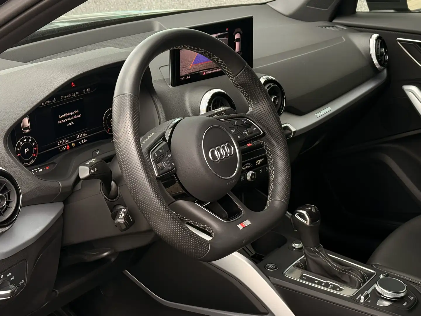 Audi Q2 35 TFSI S Edition | S-Line | VC | Led | Elec Achte Grijs - 2