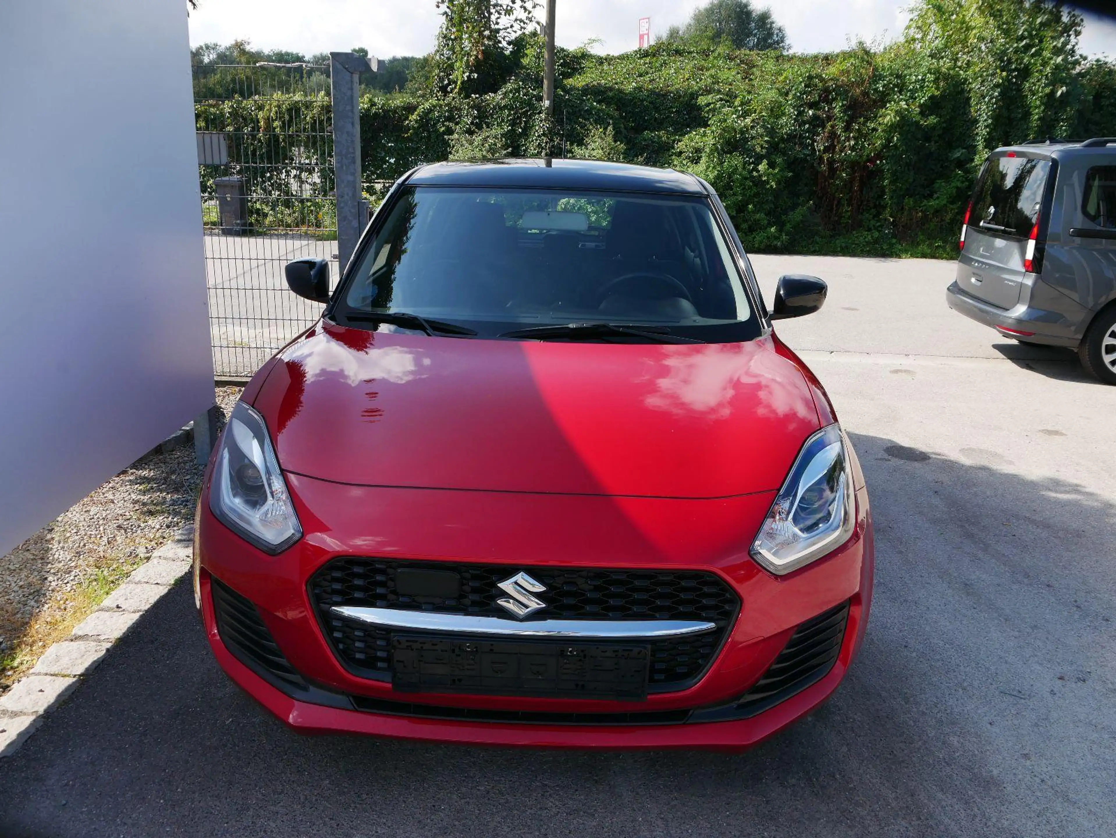 Suzuki Swift 1.2 Dualjet Hybrid CLUB * TEMPOMAT * KLIMA * START — photo 4
