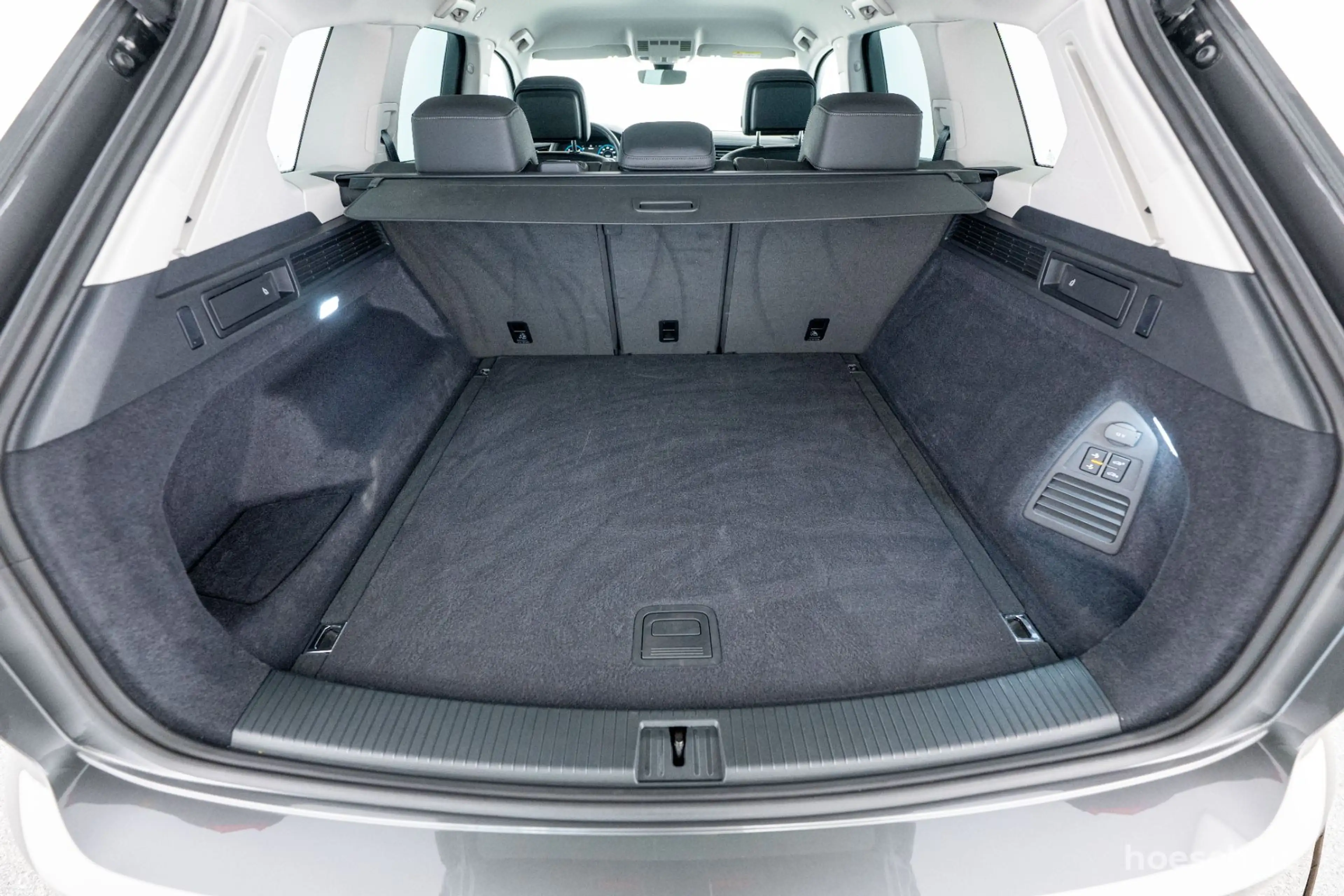 Volkswagen Touareg TDI 4M LUFT AHK ASSISTENZ +++ — photo 9