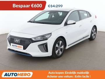 1.6 Hybrid Style