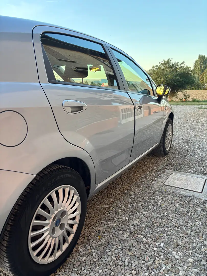 Fiat Grande Punto Grande Punto III 2005 5p 1.3 mjt Dynamic 90cv 6m Grigio - 2