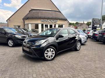 Hatchback 1.0L MT X Play NIEUW STAAT CarPlay Camera LED
