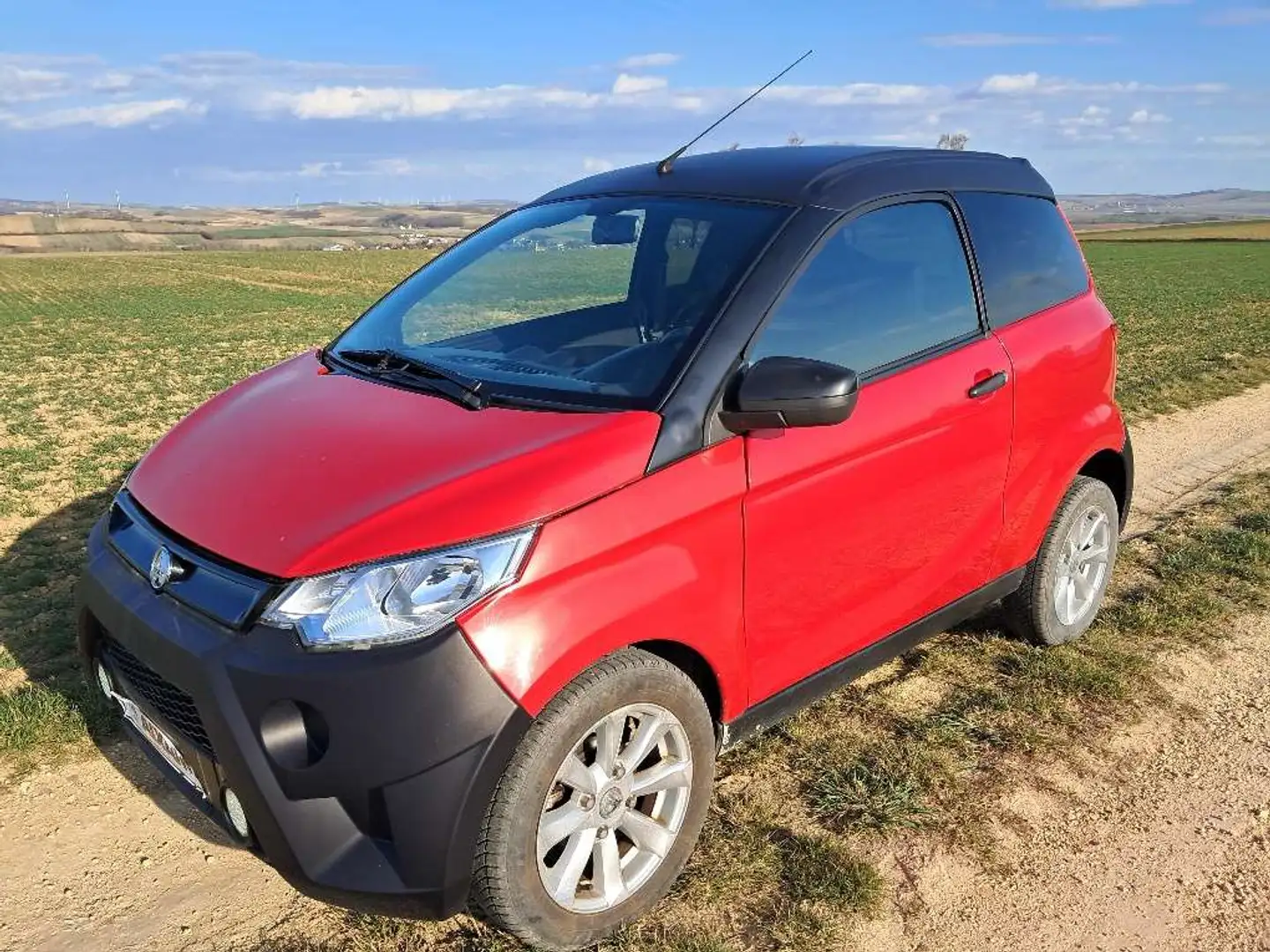Aixam Crossline S9 Rot - 1