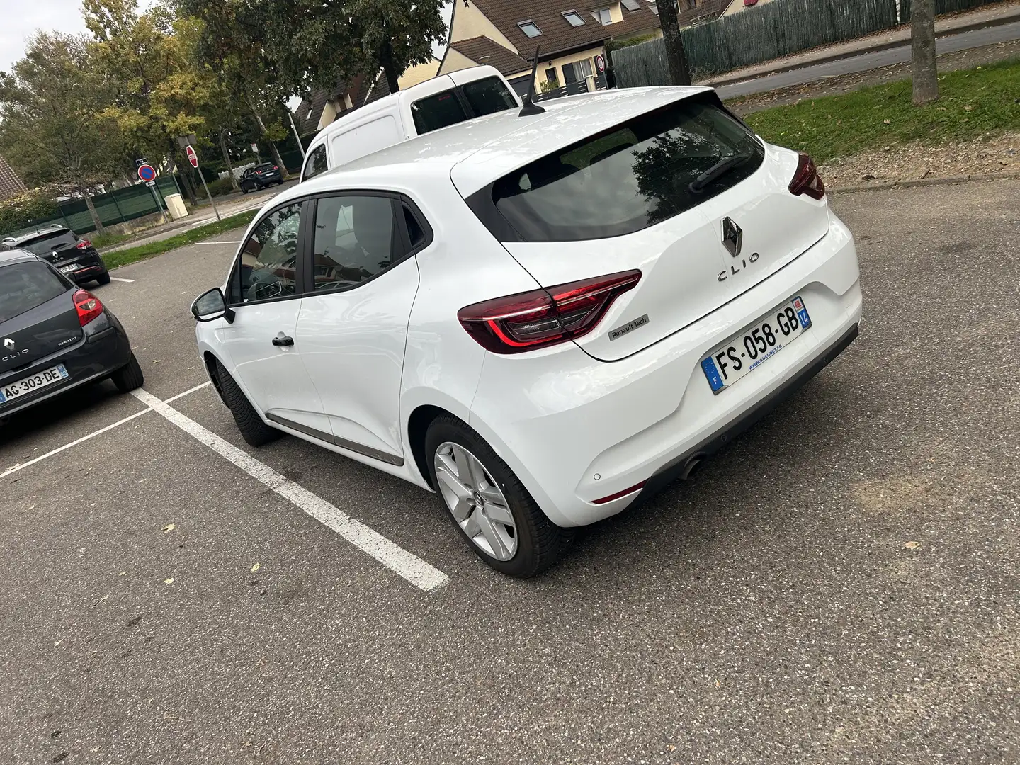 Renault Clio - 2
