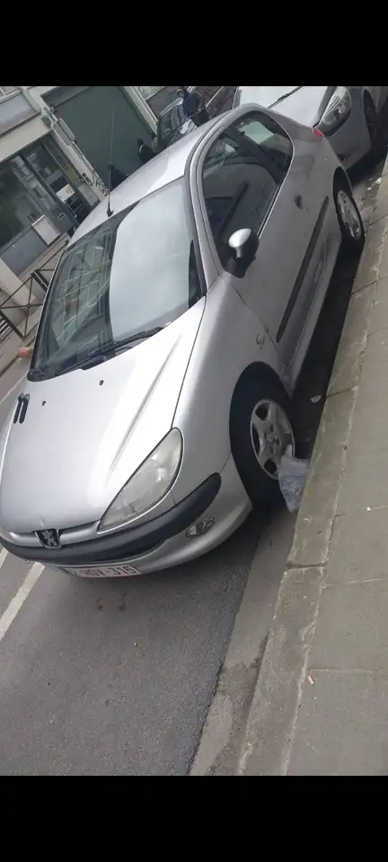 Peugeot 206 1.4i XR, foto 5
