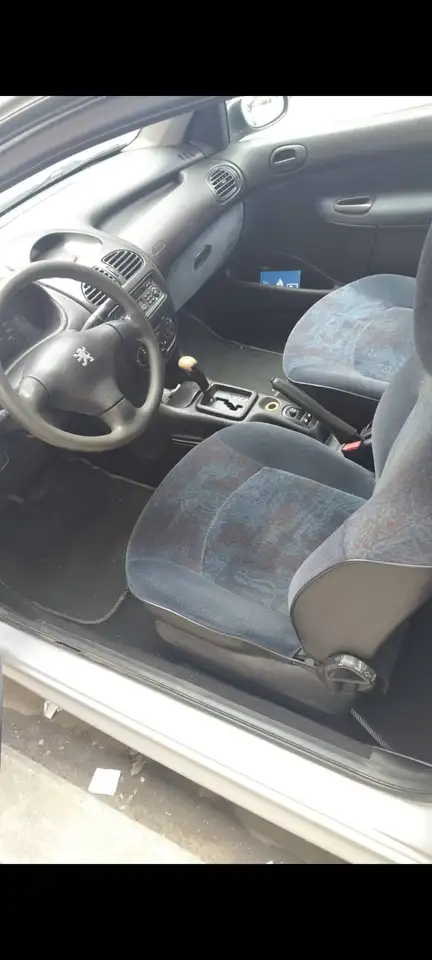 Peugeot 206 1.4i XR, foto 4