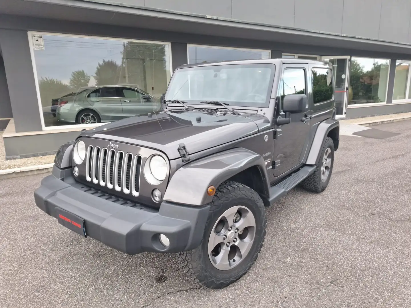 Jeep Wrangler Wrangler III 2016 2.8 crd Sahara auto E6 Grau - 1