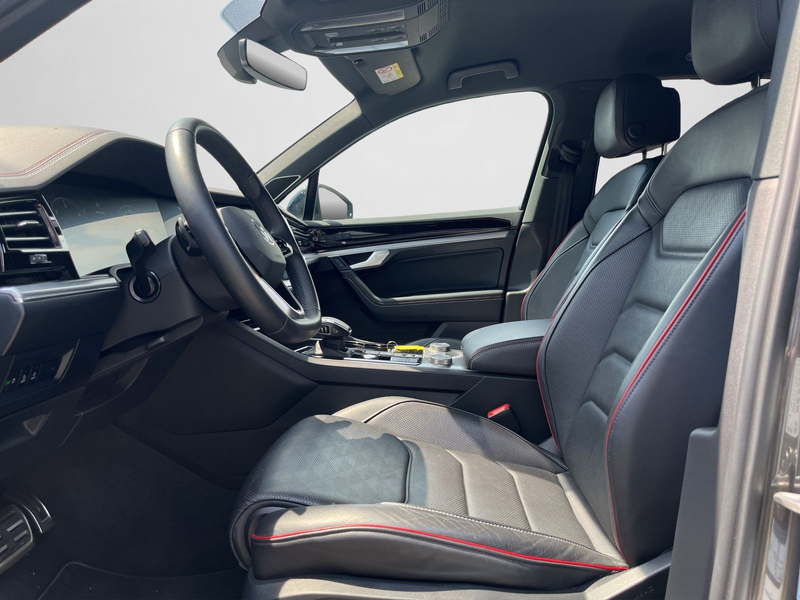 Volkswagen Touareg Elegance EDITION 20 R-Line 3,0 V6 TDI 4M — photo 13