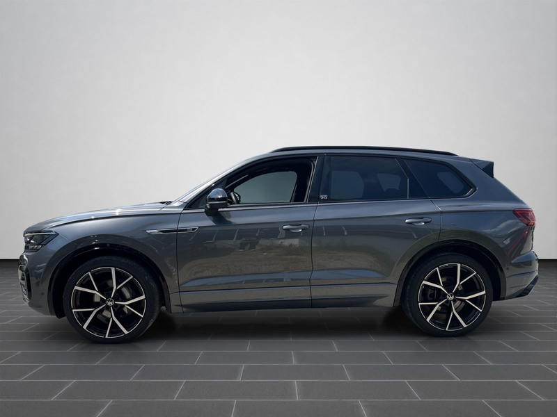 Volkswagen Touareg Elegance EDITION 20 R-Line 3,0 V6 TDI 4M — photo 8
