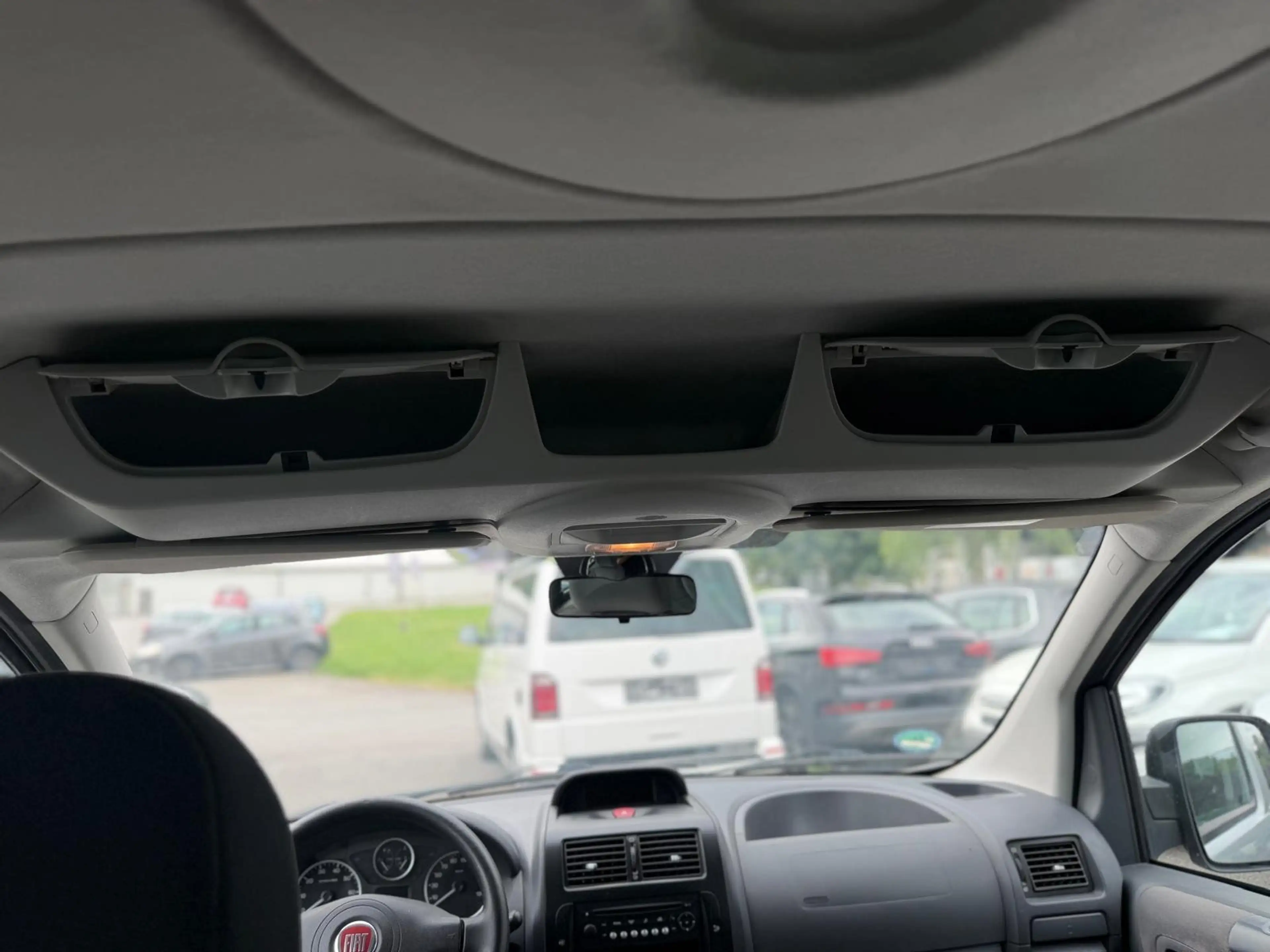 Fiat Scudo Panorama Family L2H1 130 Multijet (5 Sitze) — photo 14