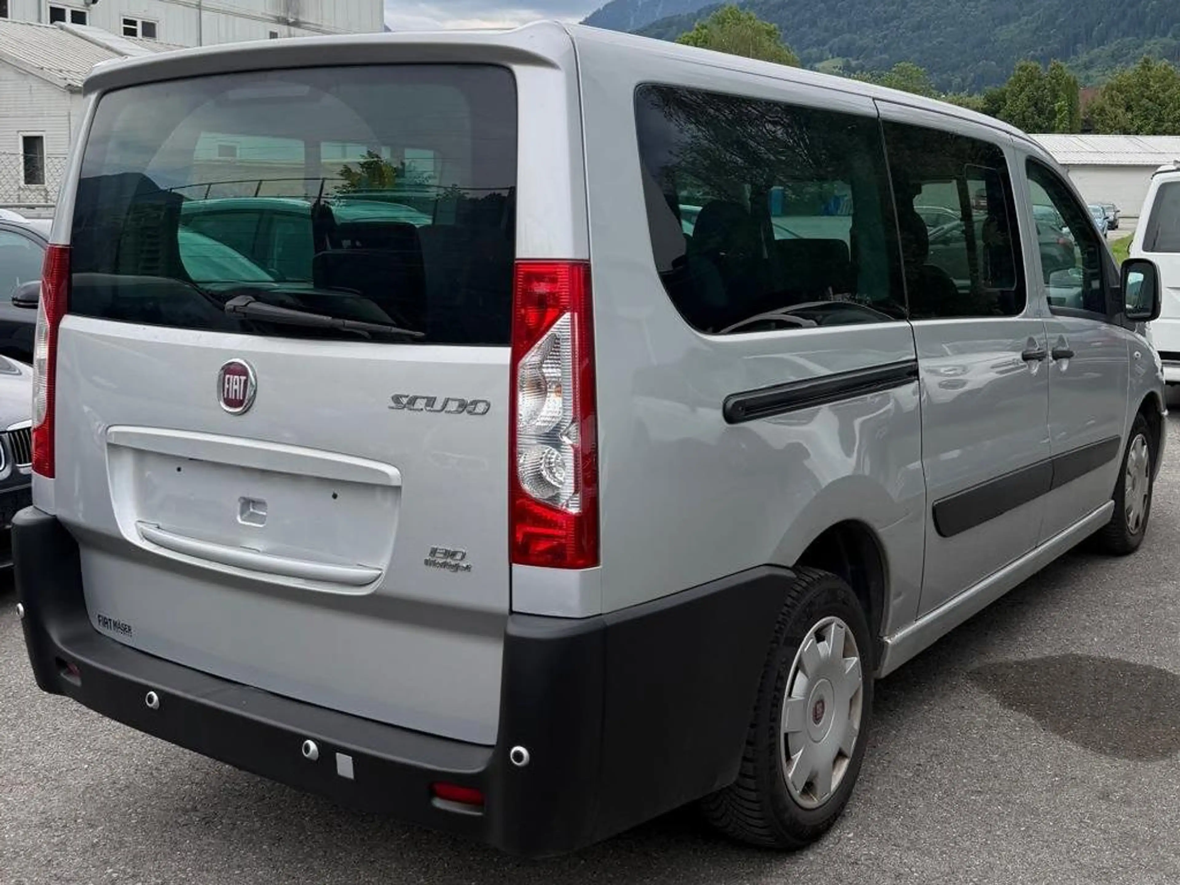 Fiat Scudo Panorama Family L2H1 130 Multijet (5 Sitze) — photo 4