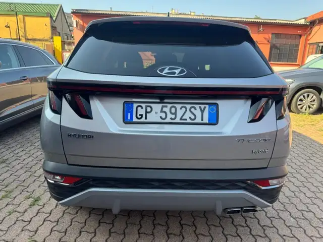 Hyundai Tucson view 4
