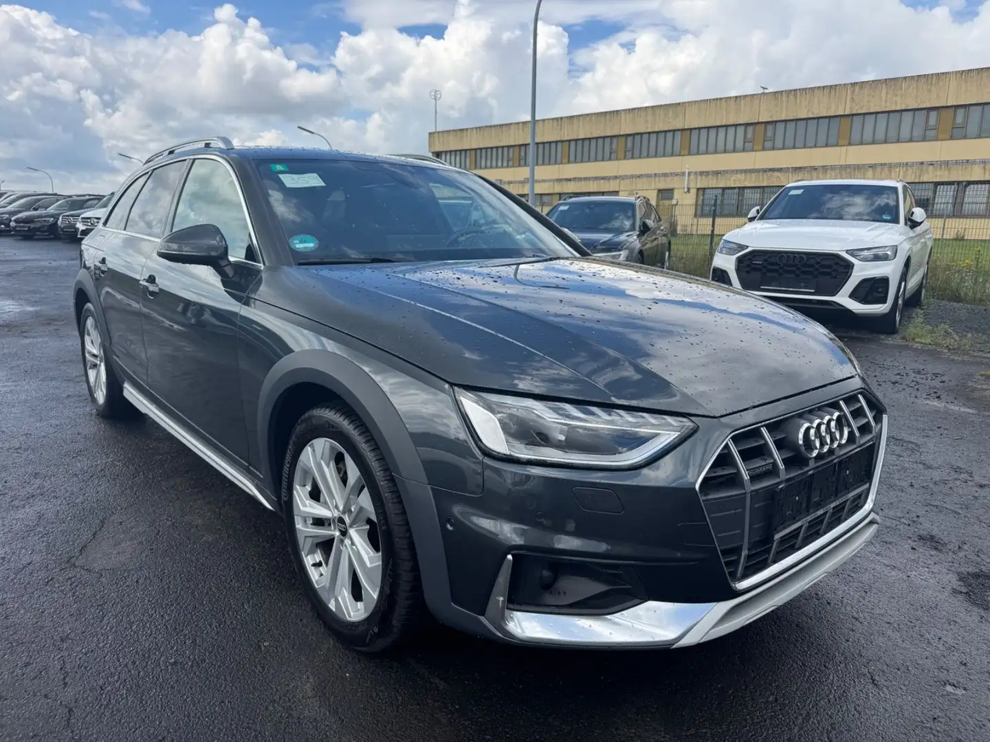Audi A4 allroad quattro 40 TDI 360* LED Navi Digital Grau - 1