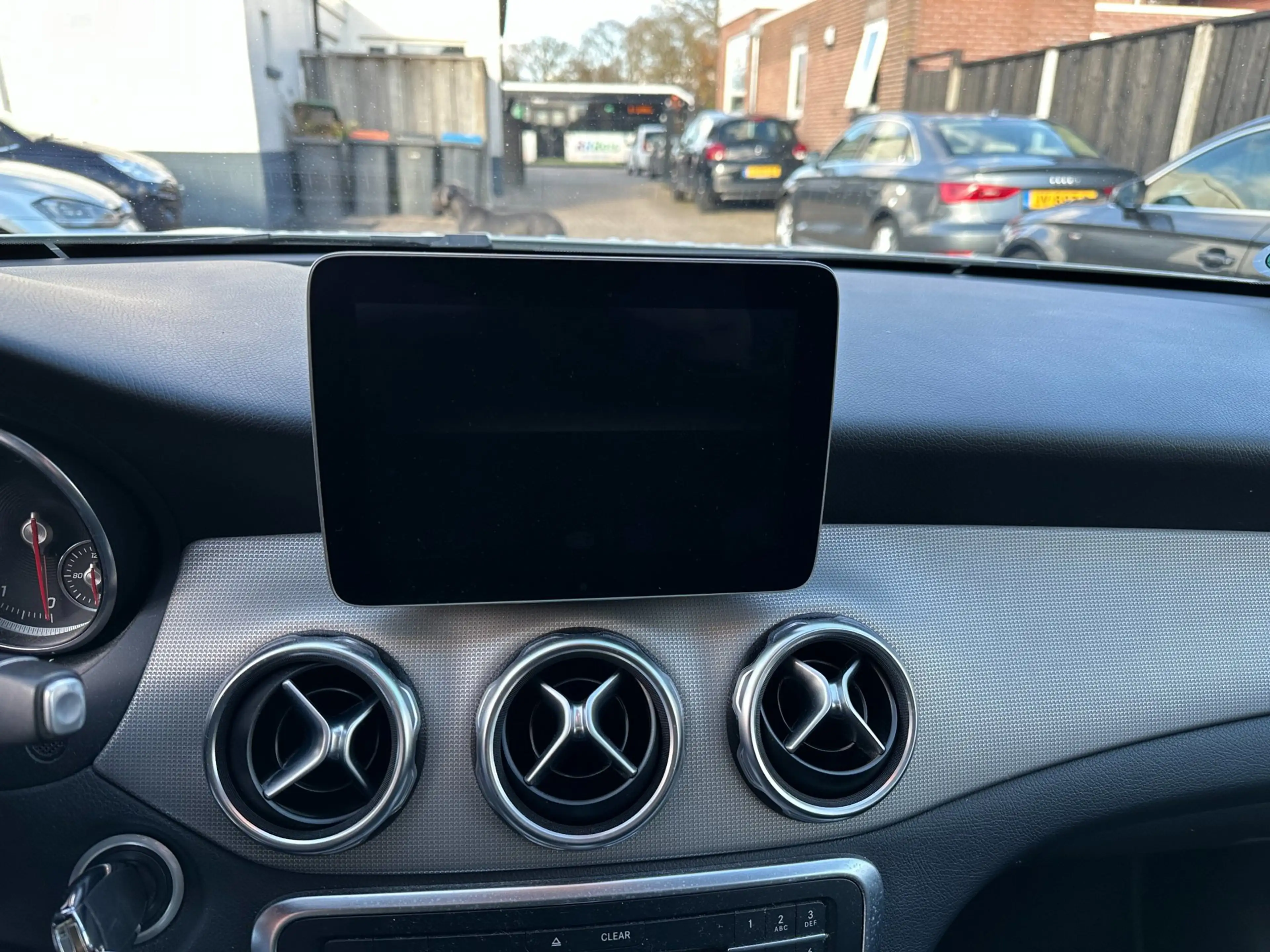 Mercedes-Benz GLA 200 Business AUTOMAAT-NAVI-PDC-CRUISE-AIRCO — photo 14
