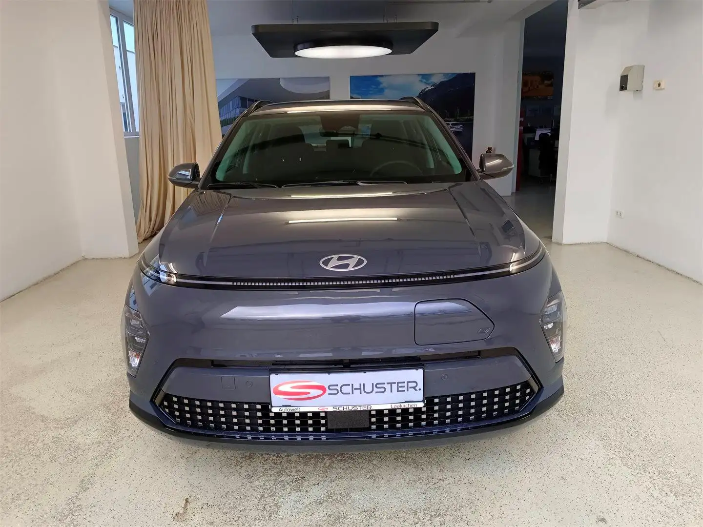 Hyundai KONA EV (SX2) Smart Line 48,6 kWh k7es1-P20-O20 Grau - 2