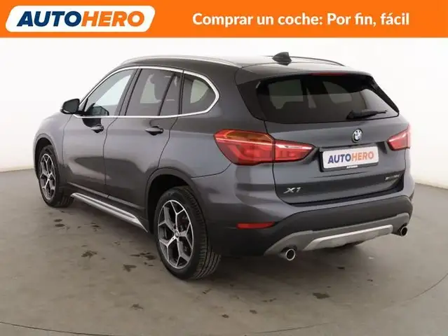 BMW X1 view 4