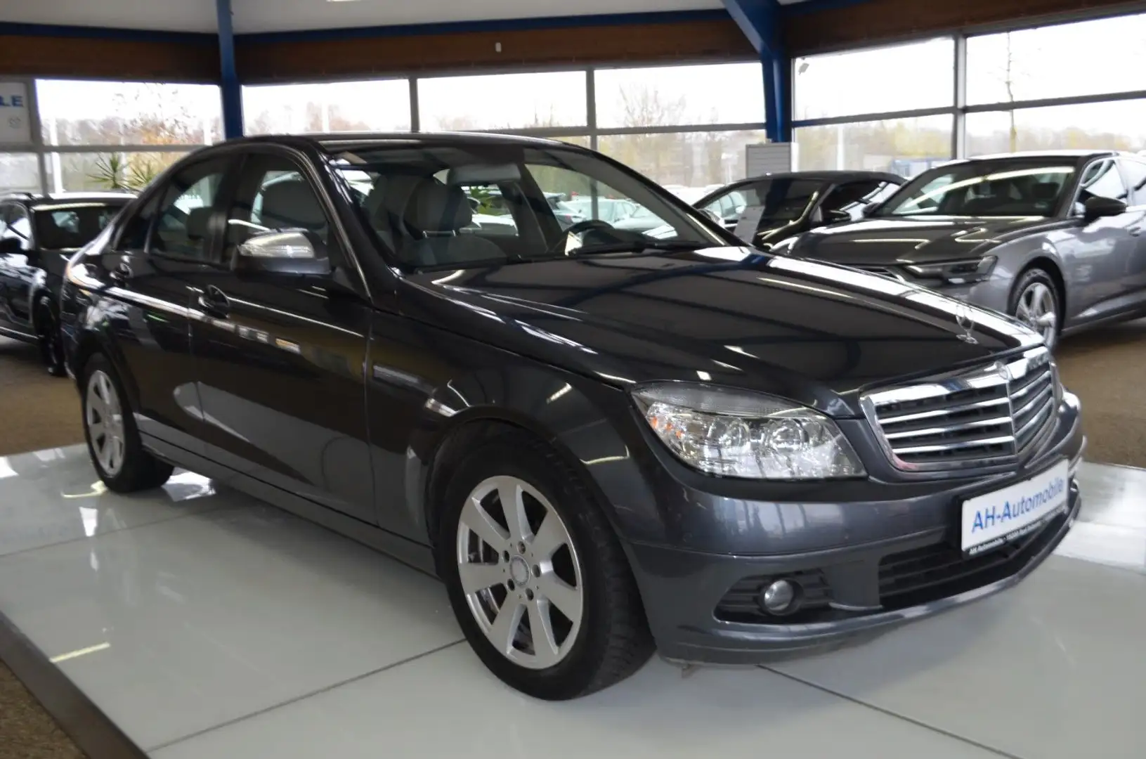 Mercedes-Benz C 180 Limousine Kompressor AUTOMATIK / KLIMA Grau - 2