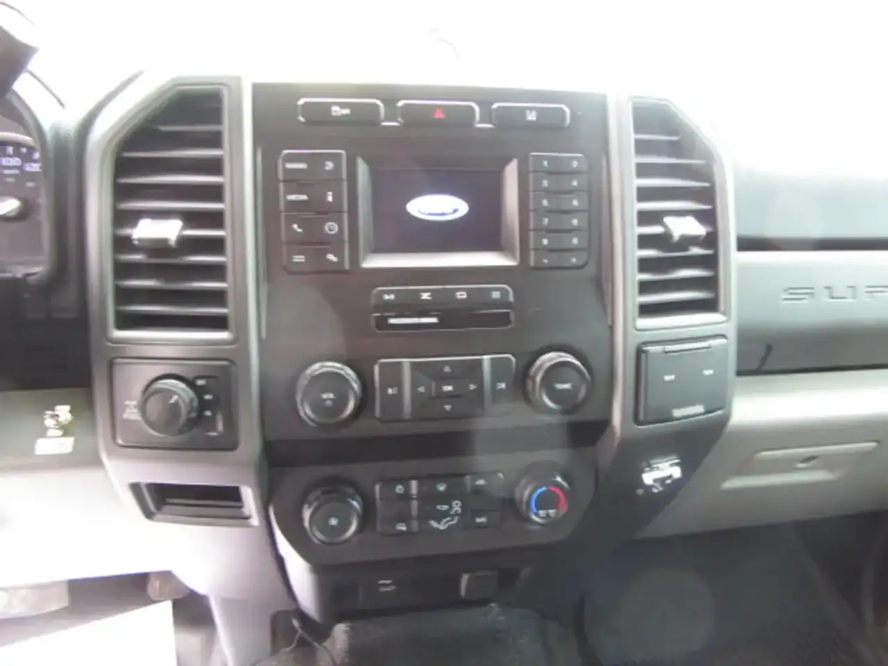 Ford F 350 снимка Ford F 350