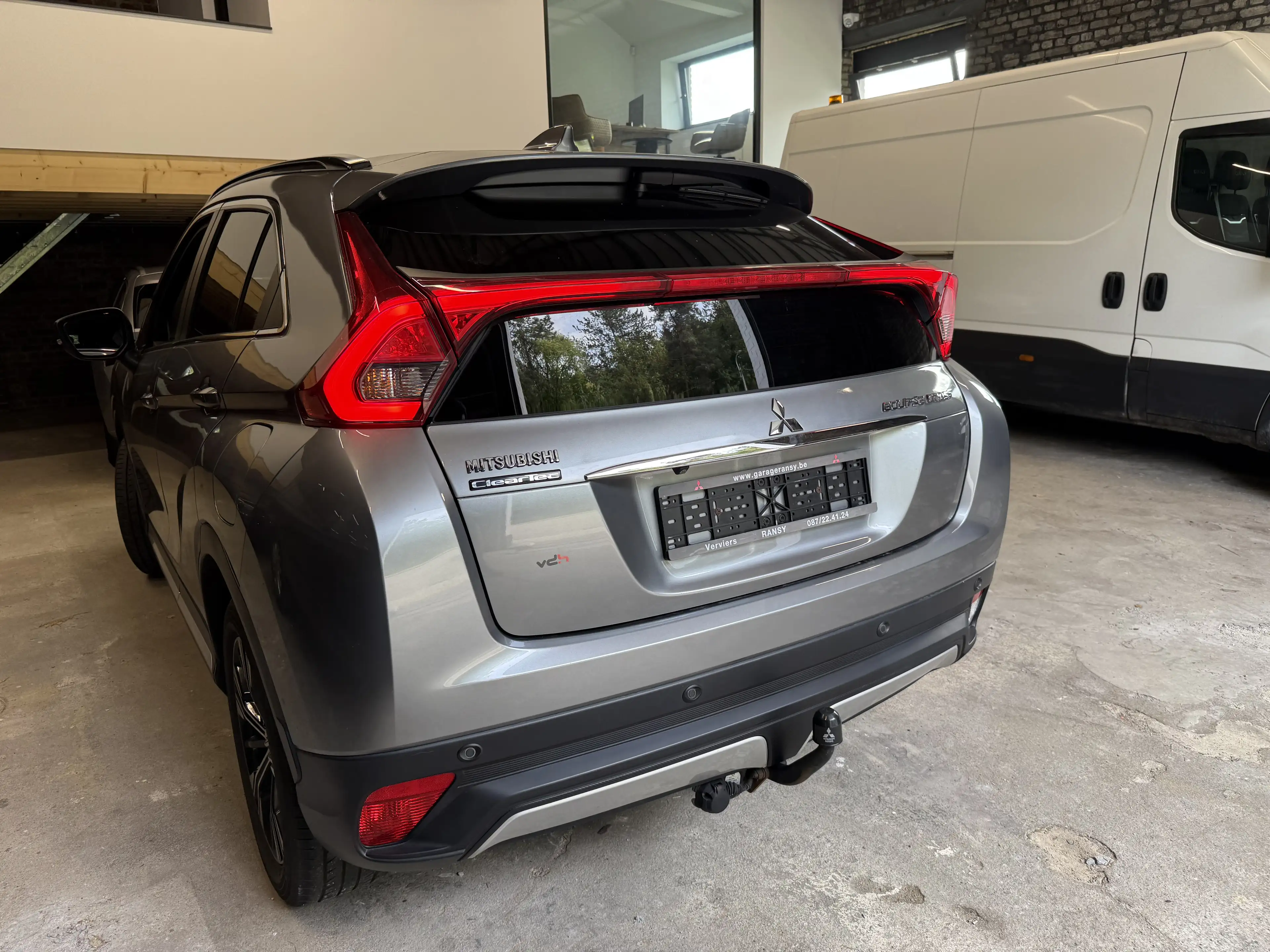 Mitsubishi Eclipse Cross 1.5 T-MIVEC 163 CVT 2WD Instyle — photo 4